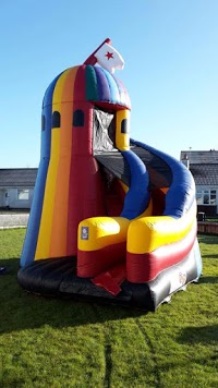 Triangle Castles (Bouncy Castles) 1068857 Image 7